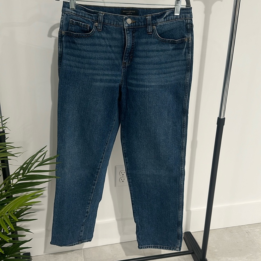 Banana Republic slouch Jean. New with tags